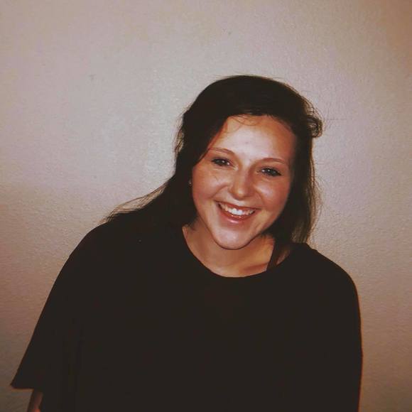 Meet your Posher, Emily - Picture 1 of 1